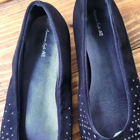 American Eagle. Black Slip On. Black with Studs. Size 6. - Picture 7 of 7